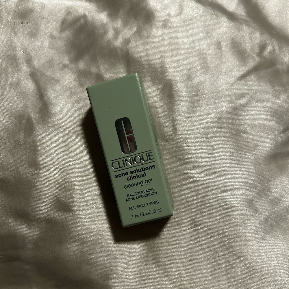 ✨5/$25✨ Clinique acne solutions gel